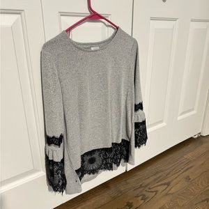 Women’s size small, lace shirt